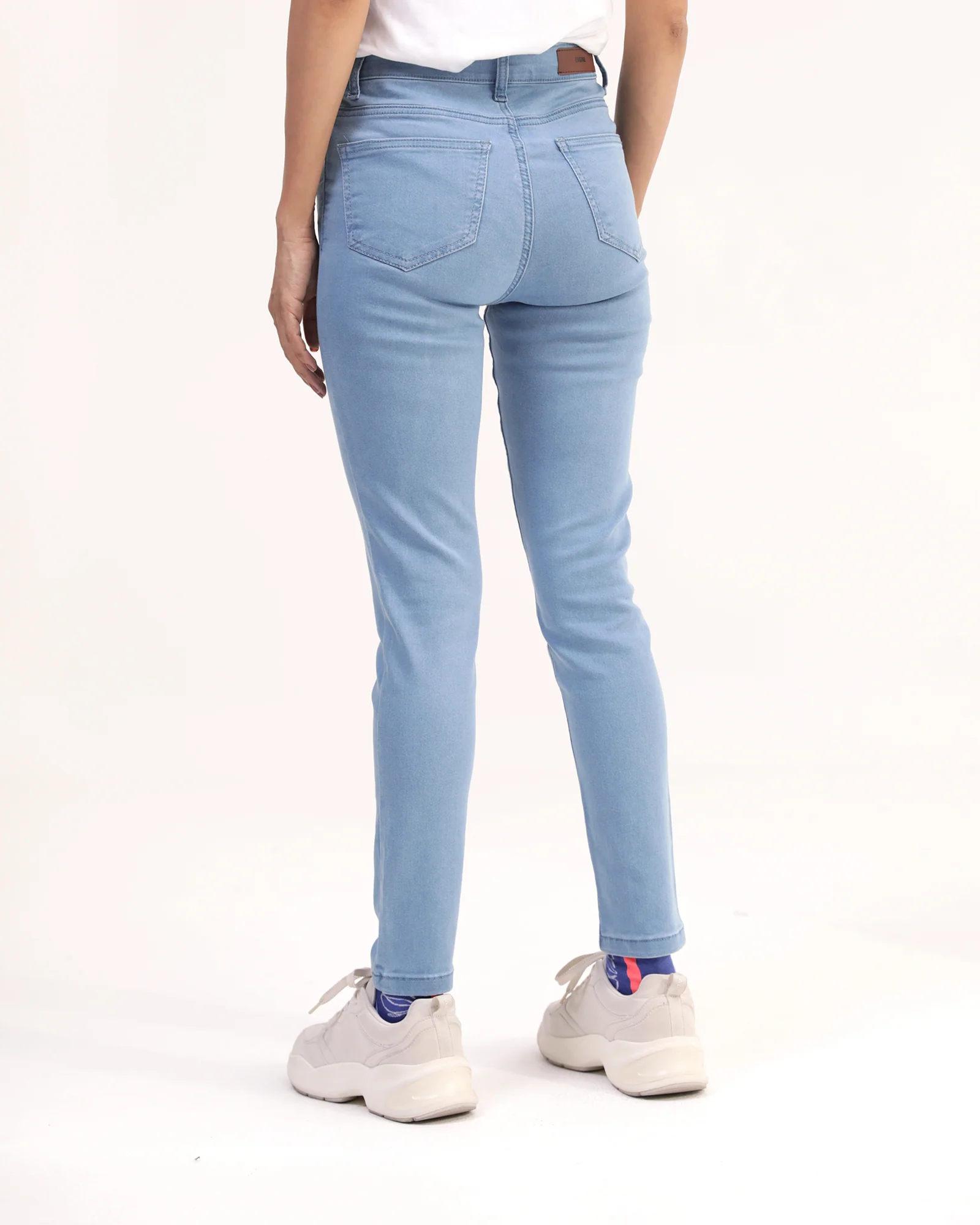 Women Skinny Fit Denim - Image 3