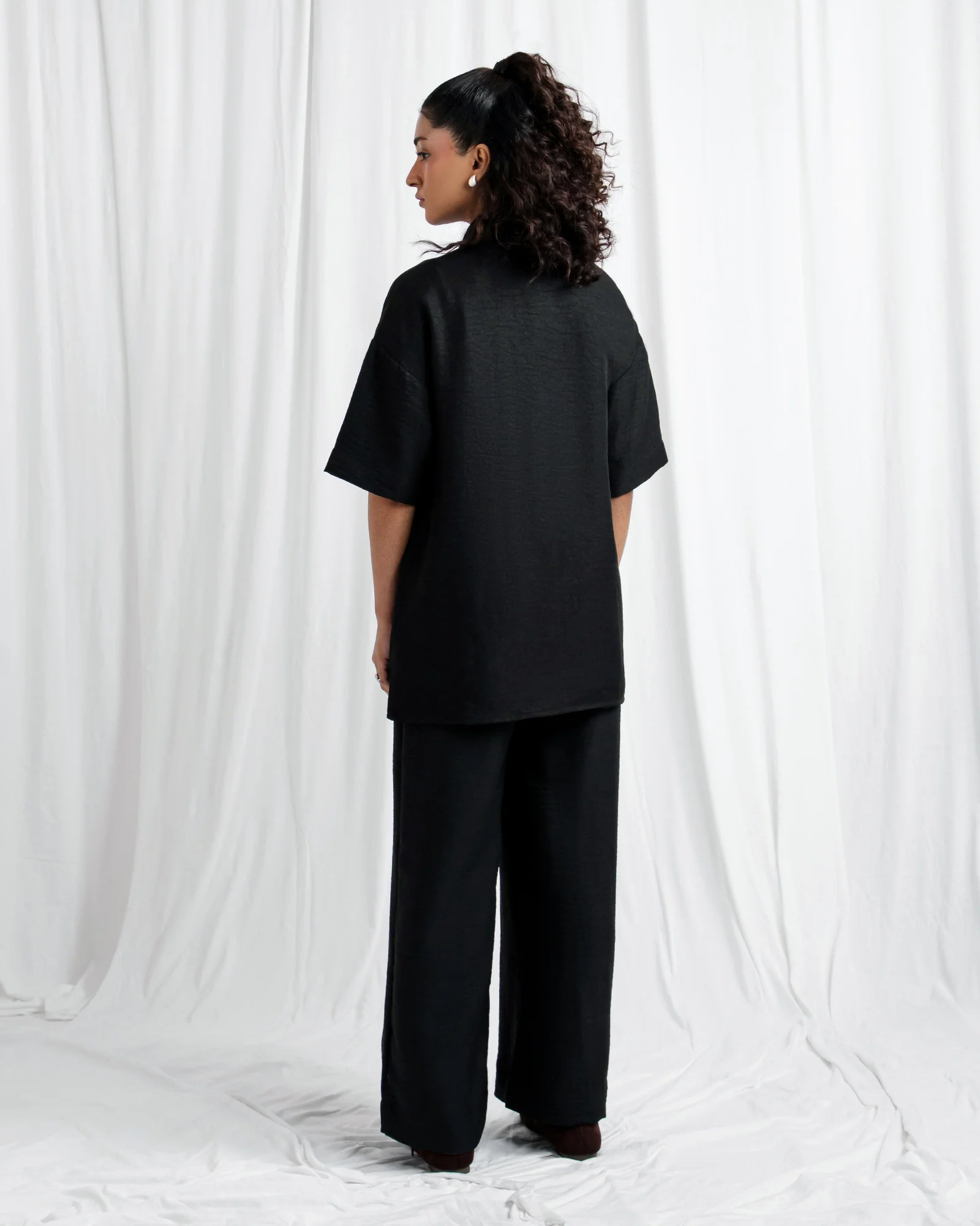 Women Suit - Image 3