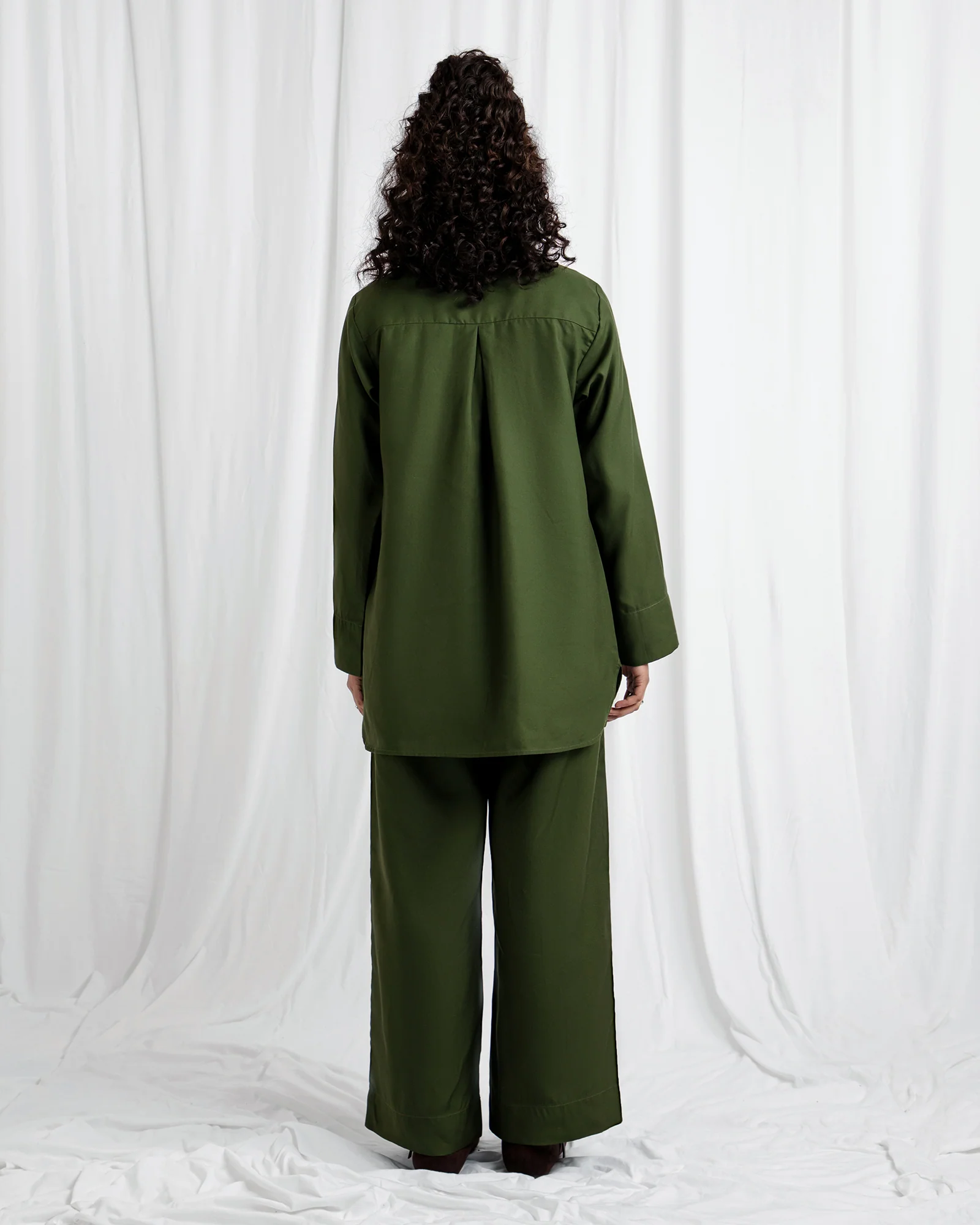 Women Suit - Image 3