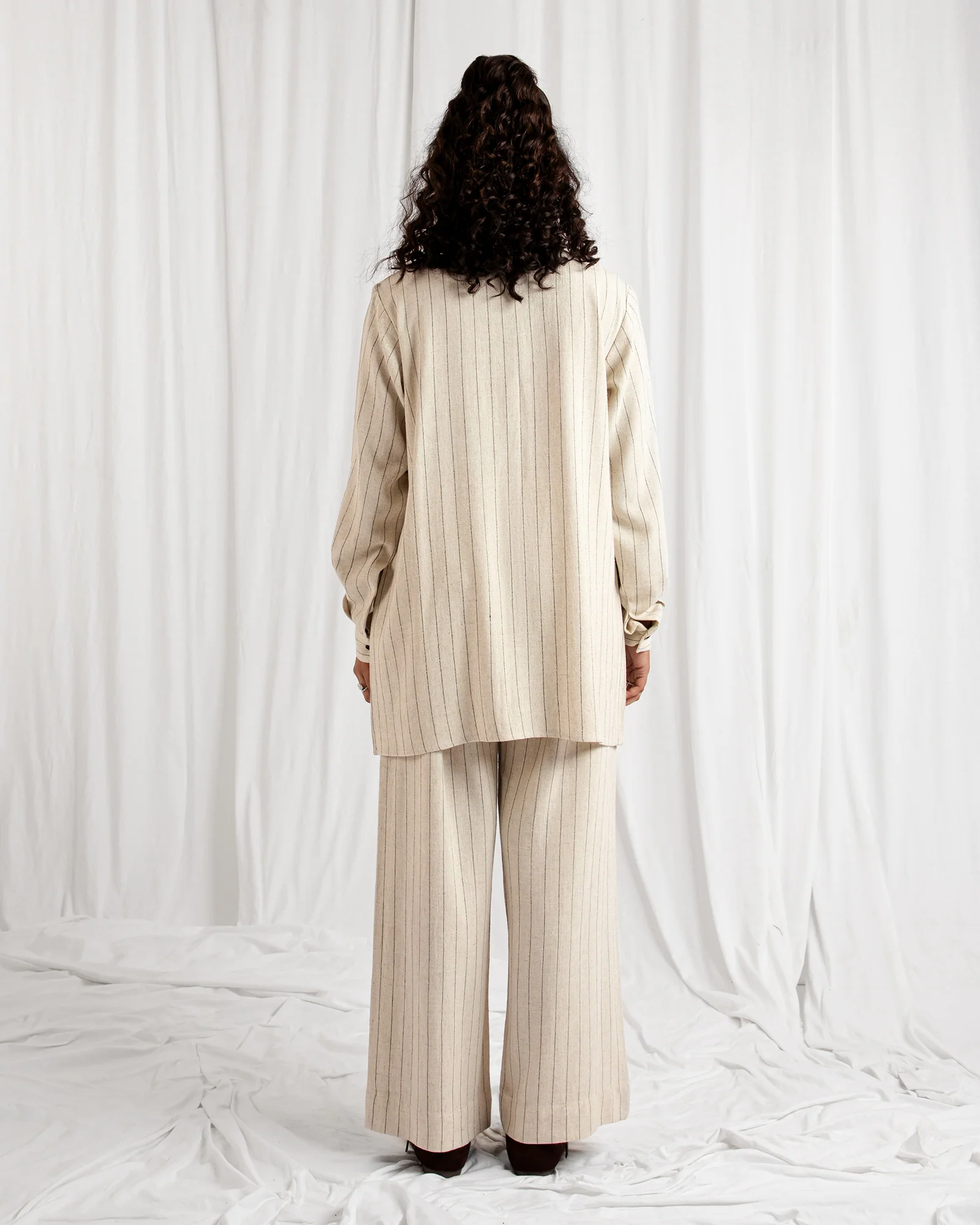 Women Suit - Image 3